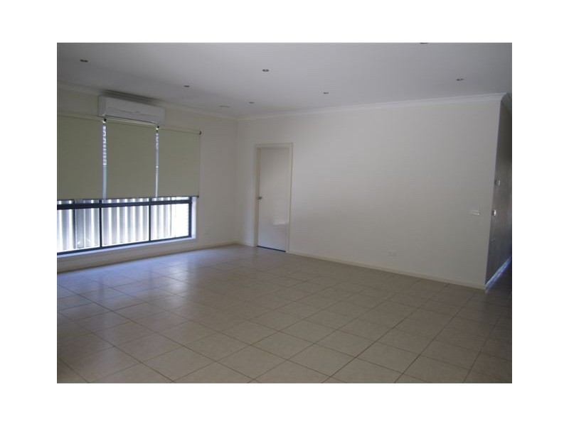 26 Somersby Road, Craigieburn VIC 3064