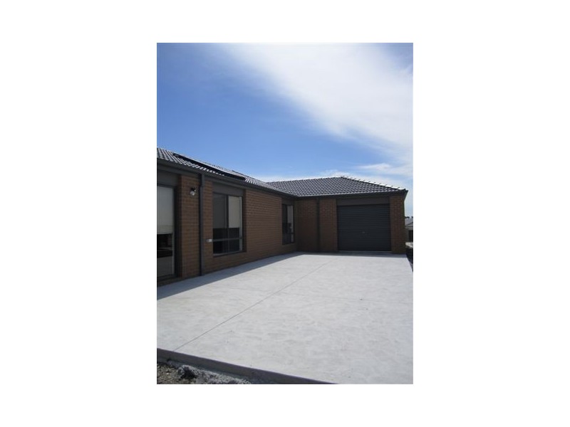 111 Golf View Drive, Craigieburn VIC 3064