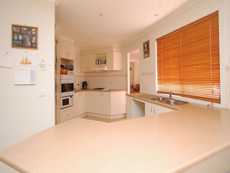 5 Woodlea Crescent, Craigieburn VIC 3064