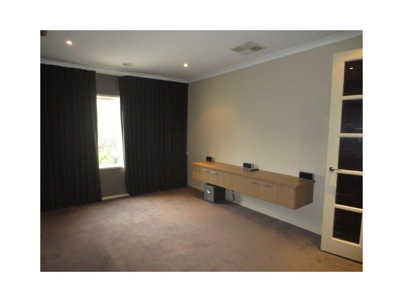 10 Madison Drive, Craigieburn VIC 3064