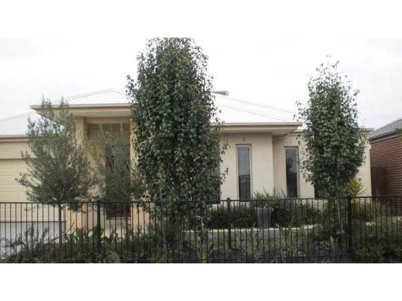 10 Madison Drive, Craigieburn VIC 3064