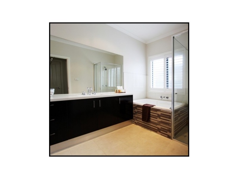 24 Brummel Street, Craigieburn VIC 3064