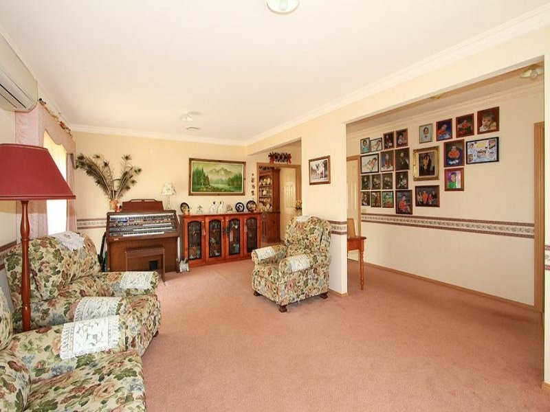 4 Bradworth Street, Craigieburn VIC 3064