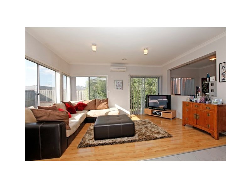 23 The Garlands, Craigieburn VIC 3064