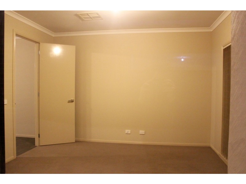 41 Brummel Street, Craigieburn VIC 3064