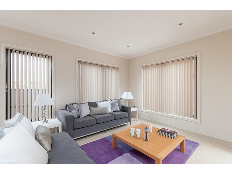 49 Mission Hills Way, Craigieburn VIC 3064