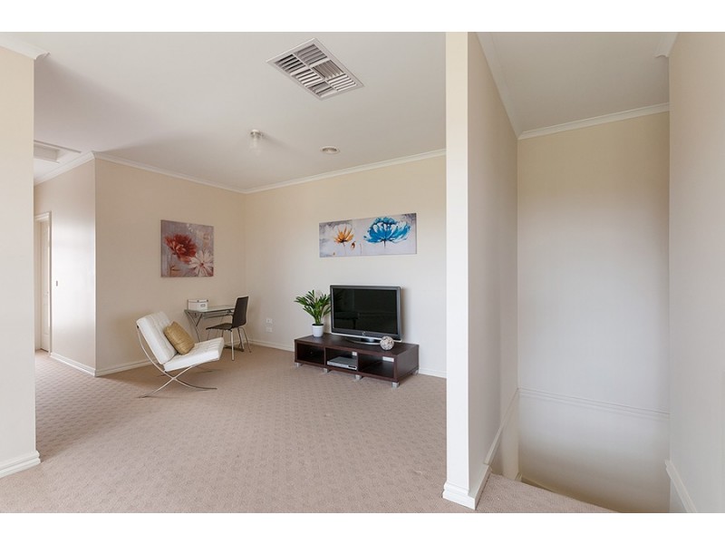 49 Mission Hills Way, Craigieburn VIC 3064
