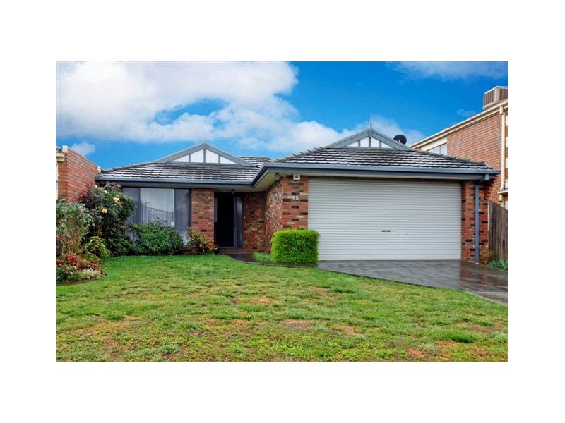 15             Moody Court, Roxburgh Park VIC 3064