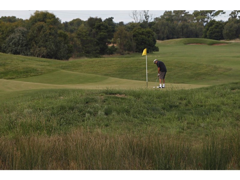 25 Whitewater Court, Sandhurst VIC 3977