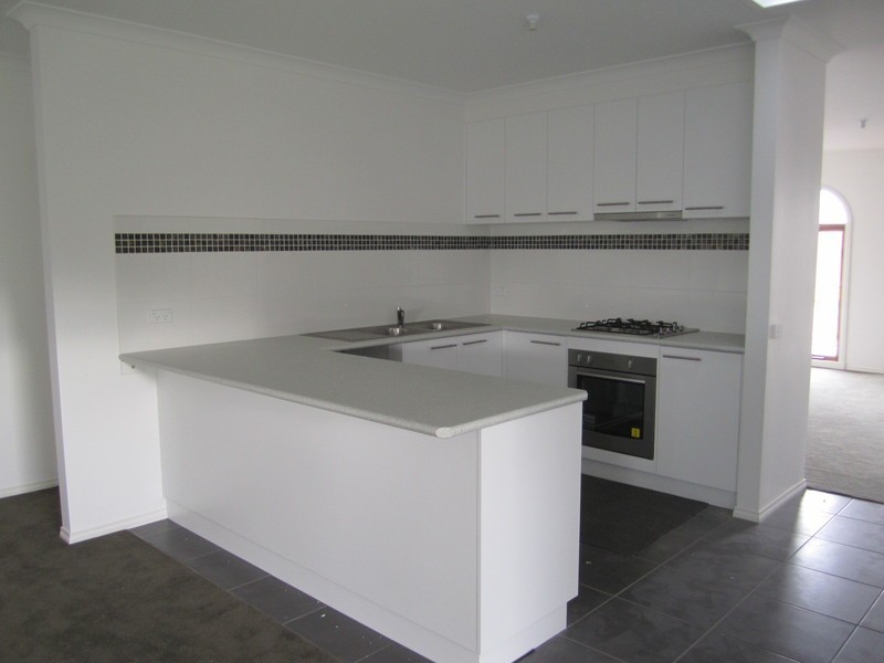 40 Wattletree Street, Craigieburn VIC 3064