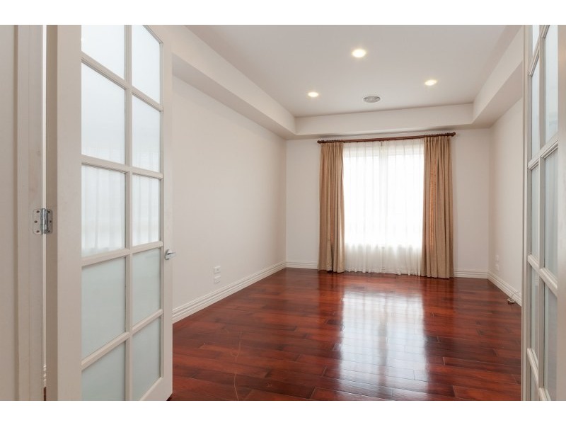 37 Royal Terrace, Craigieburn VIC 3064