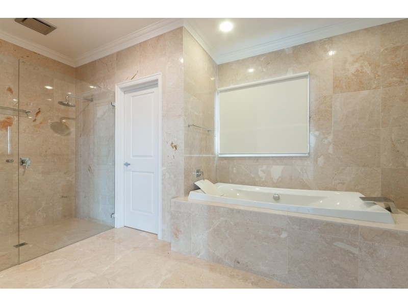 37 Royal Terrace, Craigieburn VIC 3064