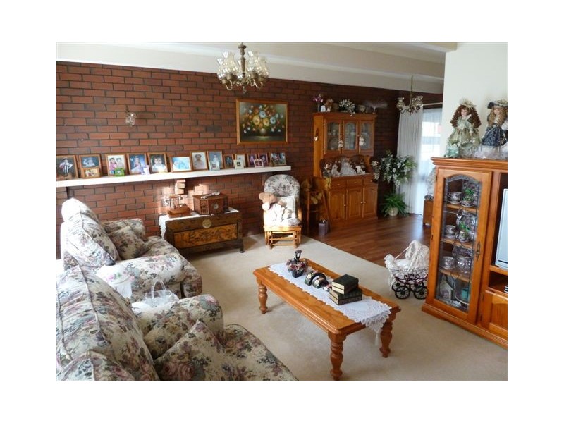 1 Aris Court, Craigieburn VIC 3064