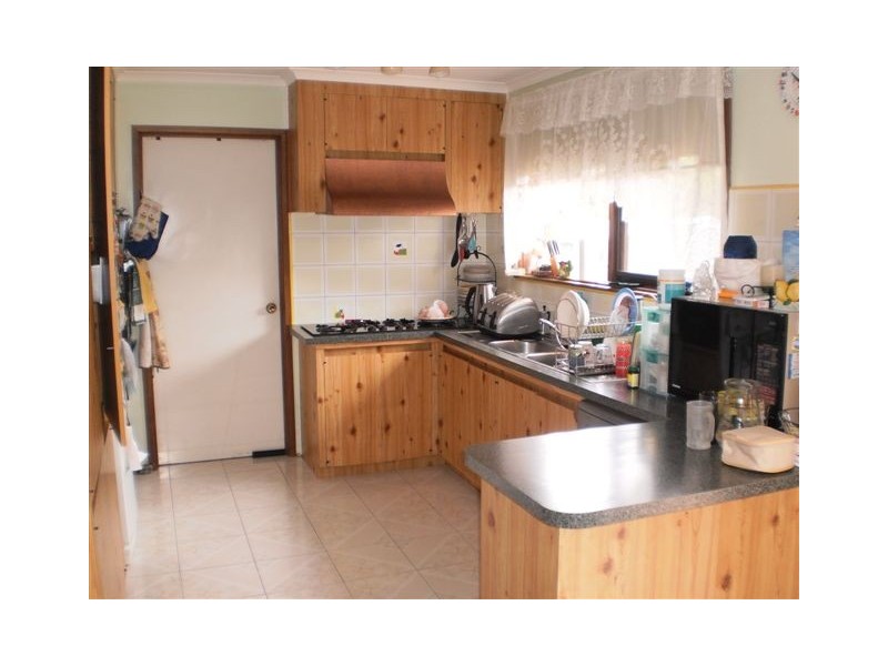 25 Mitford Crescent, Craigieburn VIC 3064