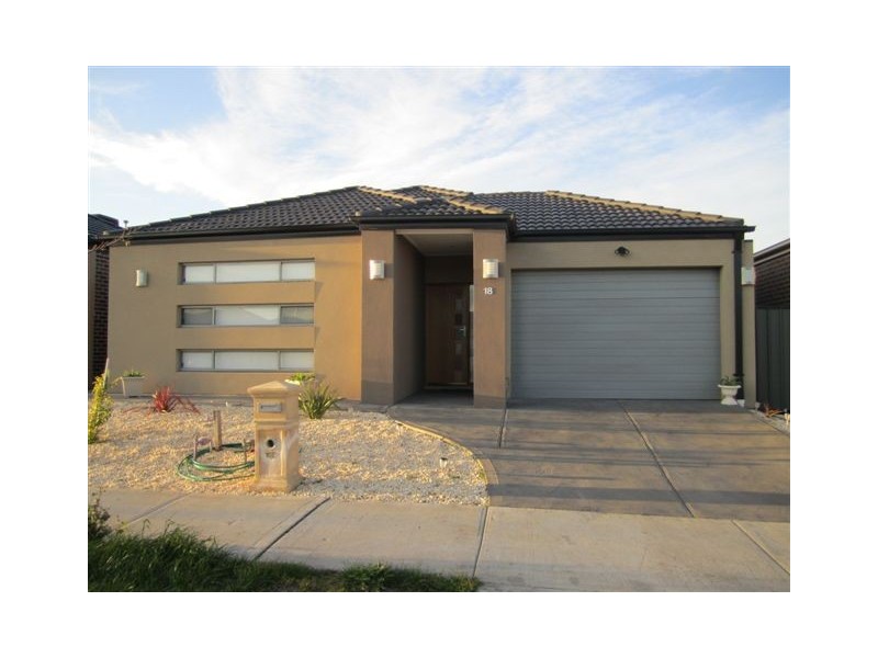 18 Ebony Circuit, Craigieburn VIC 3064
