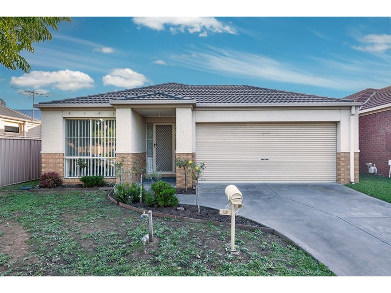13 Berrima Close, Craigieburn VIC 3064