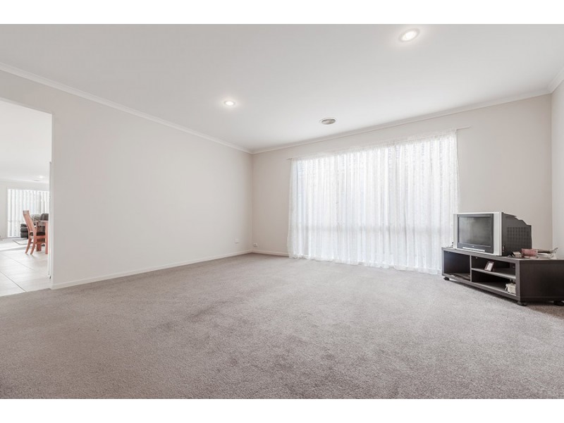 13 Berrima Close, Craigieburn VIC 3064