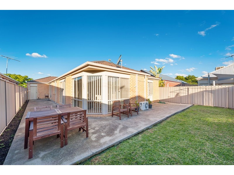 13 Berrima Close, Craigieburn VIC 3064