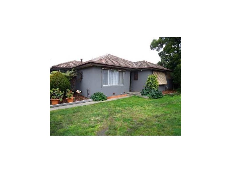 15 Beacon Hills, Craigieburn VIC 3064