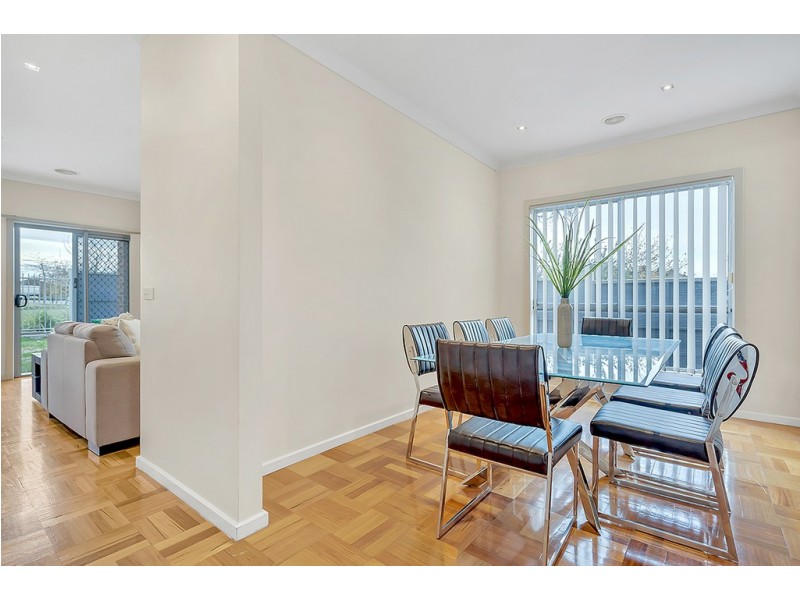 20 Westerfolds Loop, Craigieburn VIC 3064