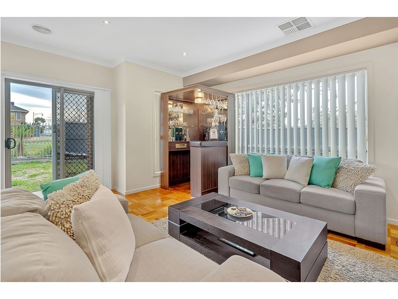 20 Westerfolds Loop, Craigieburn VIC 3064