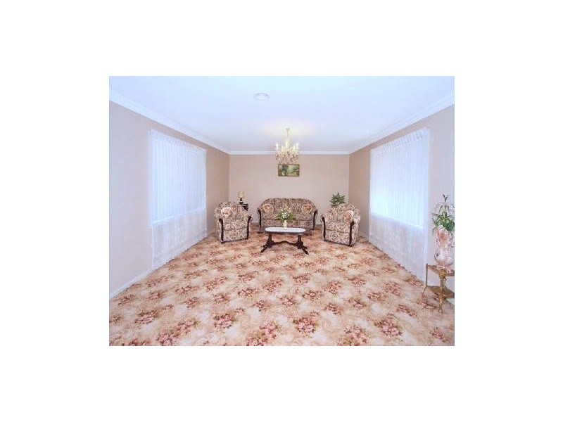 7 Delphinius Crescent, Roxburgh Park VIC 3064