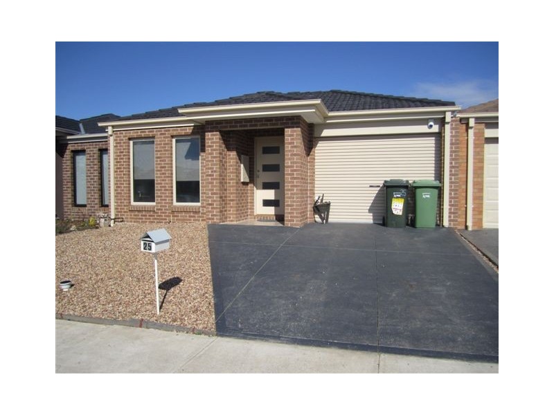25 Kernan Court, Craigieburn VIC 3064