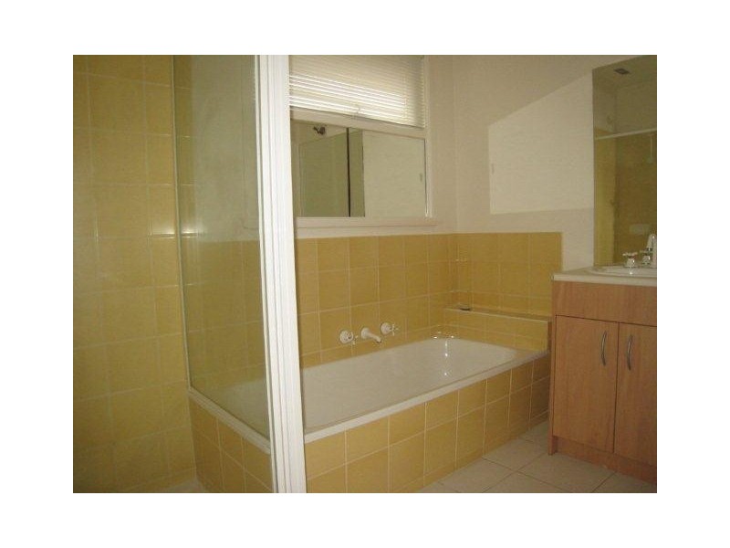 6 Eve Court, Craigieburn VIC 3064