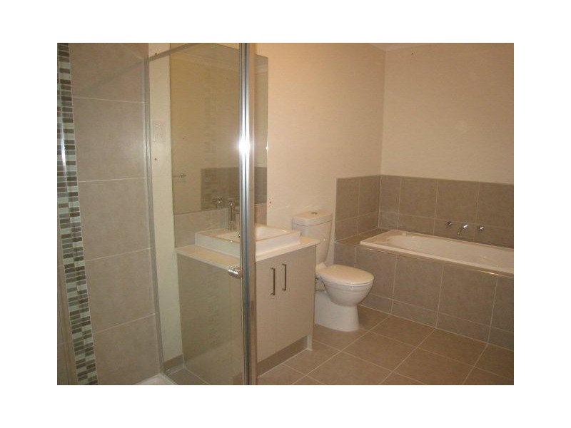 12/84 Royal Terrace, Craigieburn VIC 3064