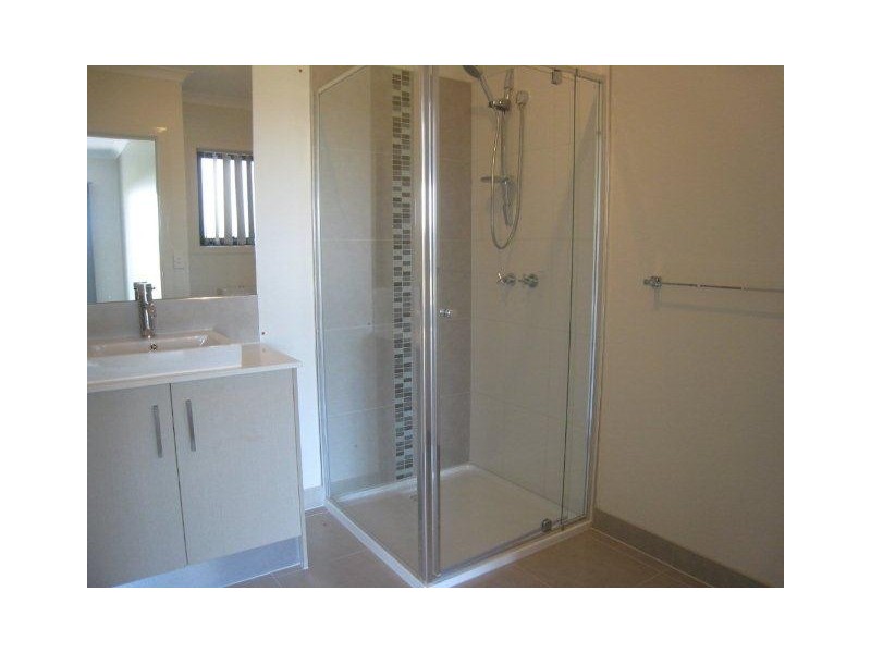 12/84 Royal Terrace, Craigieburn VIC 3064