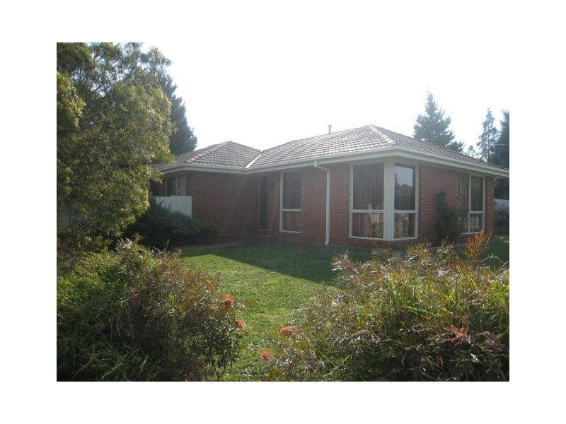 27 Banbury Crescent, Craigieburn VIC 3064