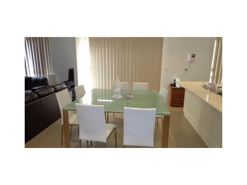 8 Hartow Street, Craigieburn VIC 3064
