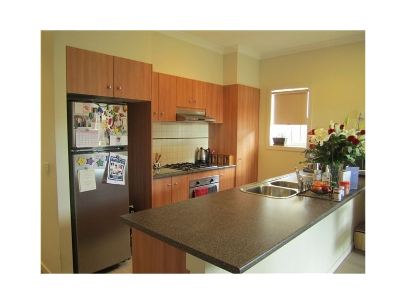 27 The Garlands, Craigieburn VIC 3064