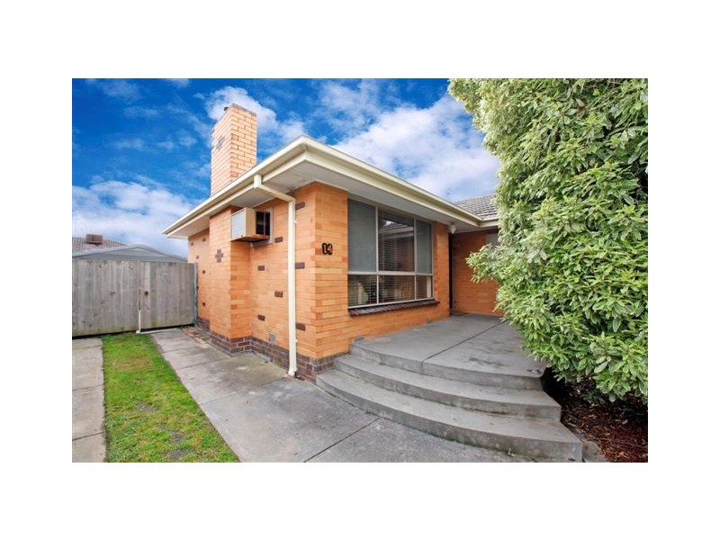 14 Dianne Avenue, Craigieburn VIC 3064