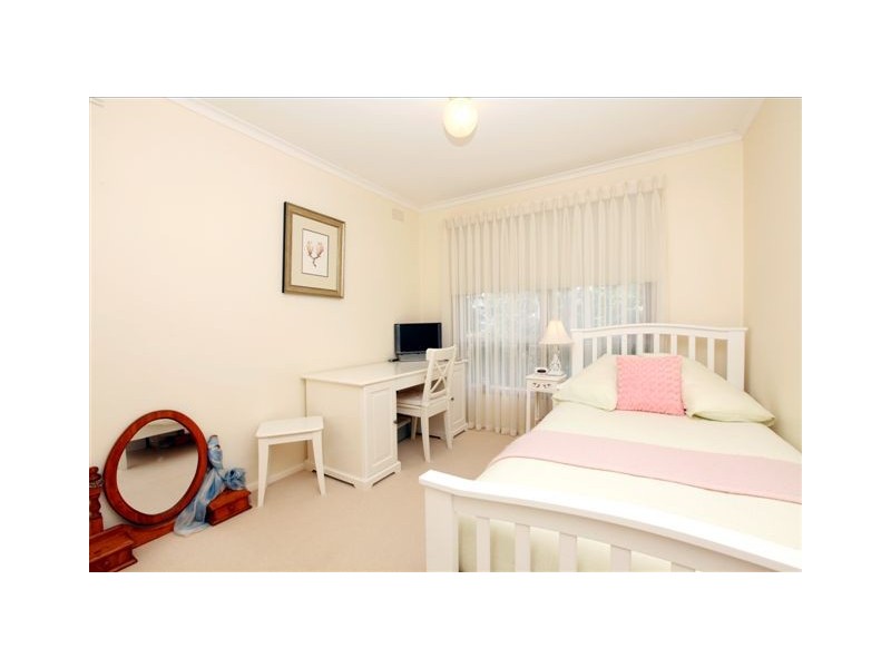 14 Dianne Avenue, Craigieburn VIC 3064