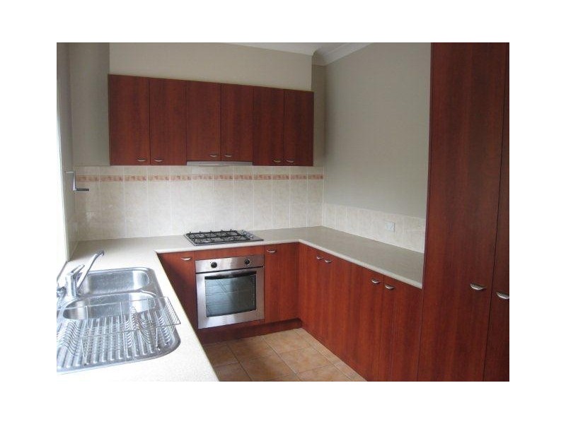 2/44 Spur Street, Craigieburn VIC 3064