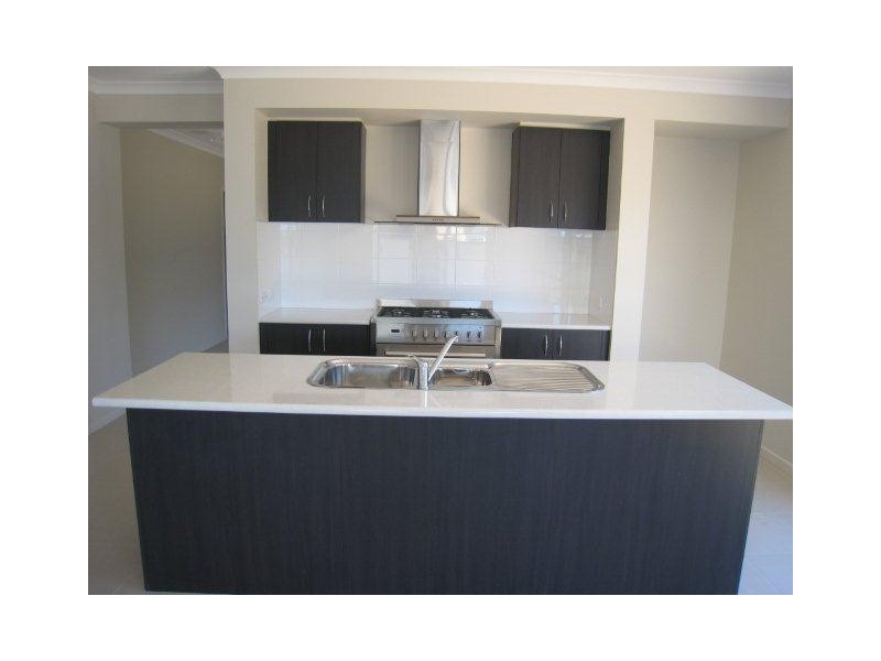 23 Grevillia Street, Craigieburn VIC 3064