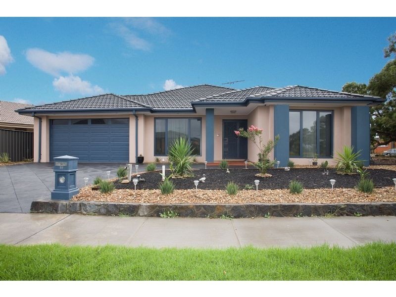 31 Highbury Circuit, Craigieburn VIC 3064