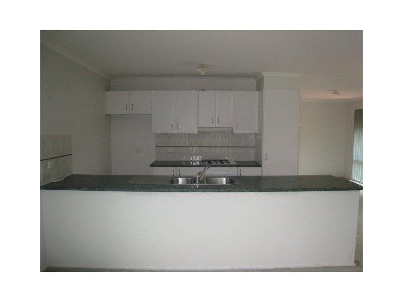 60 Mulberry Pass, Craigieburn VIC 3064