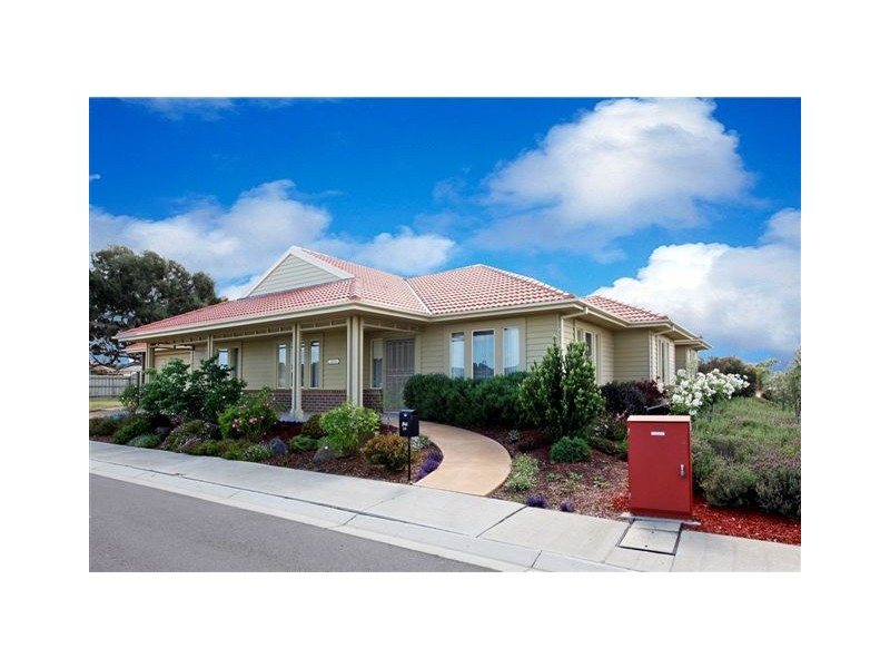 26 Banyalla Avenue, Roxburgh Park VIC 3064