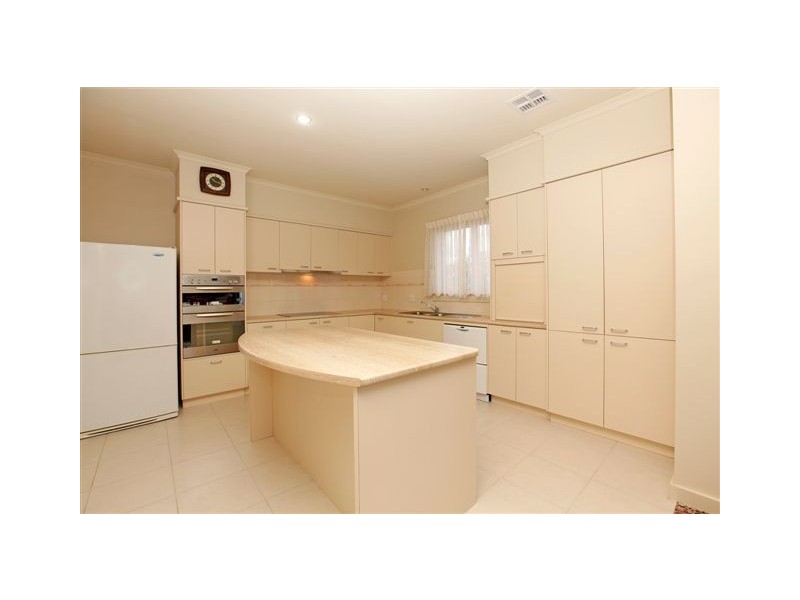 26 Banyalla Avenue, Roxburgh Park VIC 3064