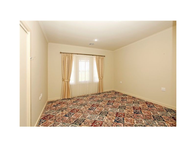 26 Banyalla Avenue, Roxburgh Park VIC 3064