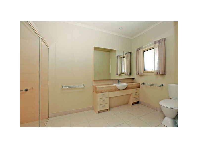 26 Banyalla Avenue, Roxburgh Park VIC 3064