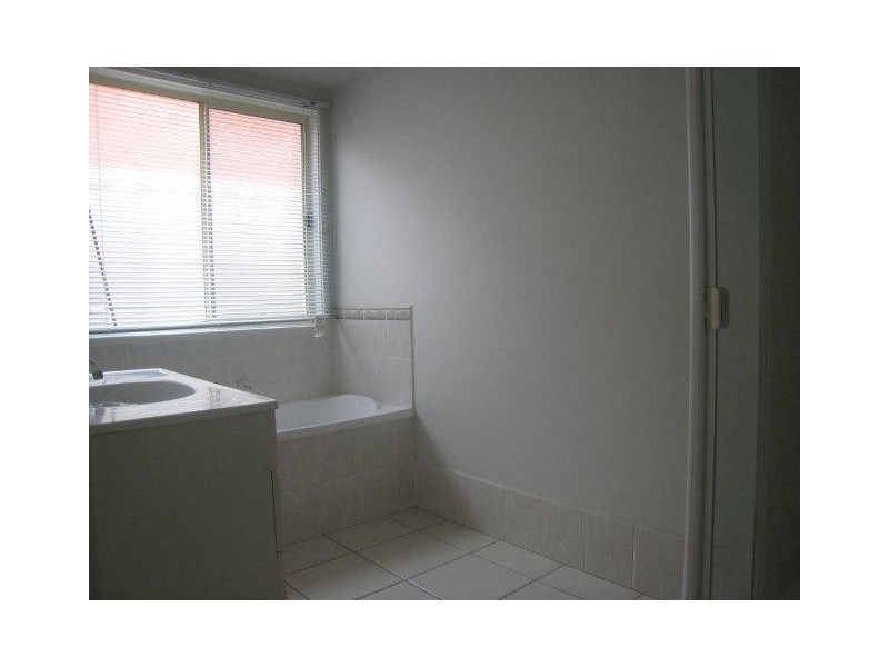 11 Creighton Way, Craigieburn VIC 3064