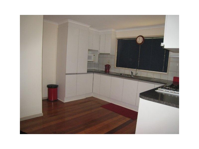 76 Hanson Road, Craigieburn VIC 3064