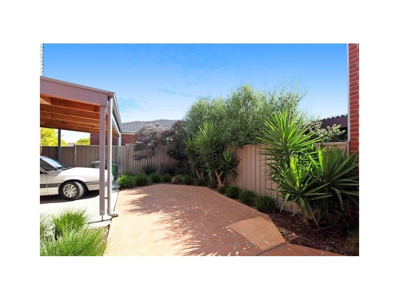 10 Gunning Lane, Craigieburn VIC 3064