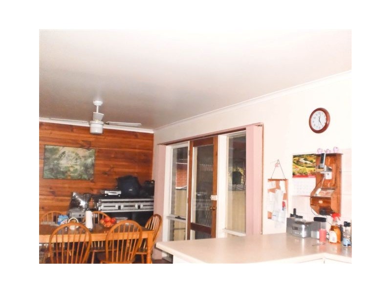 39        Carlisle Street, Craigieburn VIC 3064