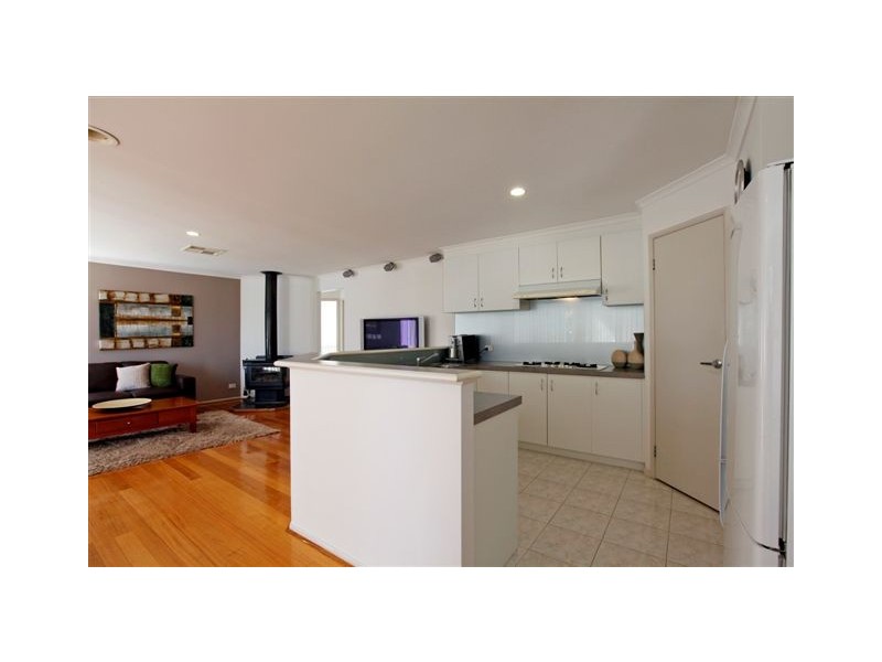 20 McNamara Avenue, Roxburgh Park VIC 3064