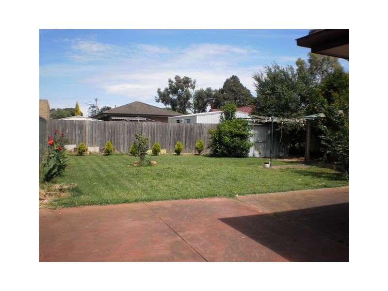 45 Hamilton Street, Craigieburn VIC 3064