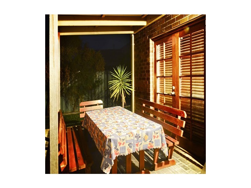 36 Chelsworth Loop, Craigieburn VIC 3064